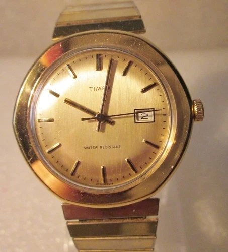 MINT 1977 Timex Marlin UFO On Original Band Keeps Near Perfect Time