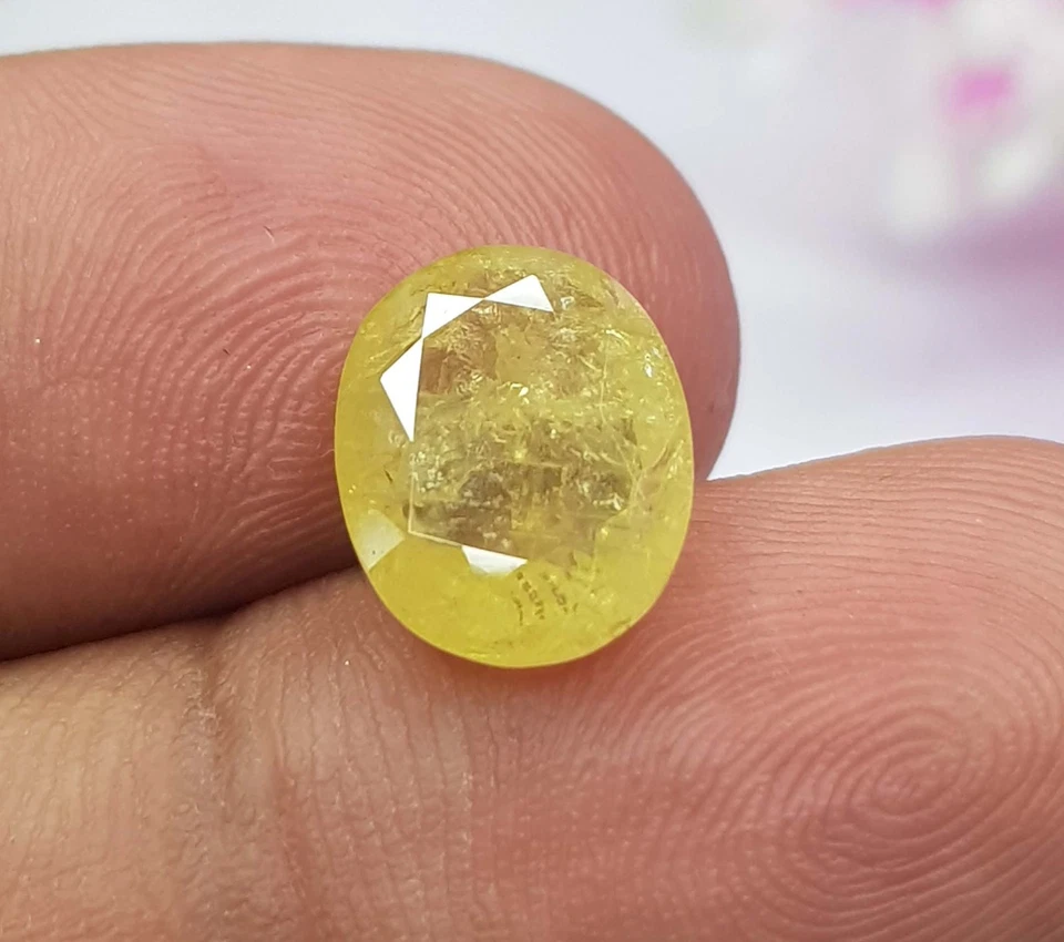 4.06 Carat Golden Yellow Sapphire | Oval Cut Africa Mines Unheated Gemstone - Image 2 of 4