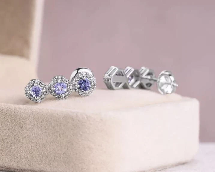 Brincos de gota bonita azul tanzanita simulada corte redondo folheados a ouro branco 14k - Imagem 2 de 4