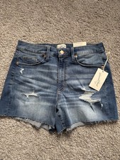Women's High-Rise Midi Jean Shorts - Universal Thread Medium Wash 8
