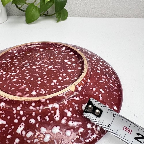 ITALY Red Textured Stoneware 8.5" Round Plate w/ Embossed Leaf Pattern - Picture 6 of 7