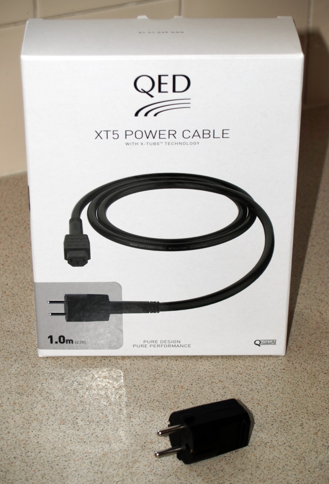 Schuko CEE 7/7 EU Mains Power Plug from New QED XT5 Cable HIEND