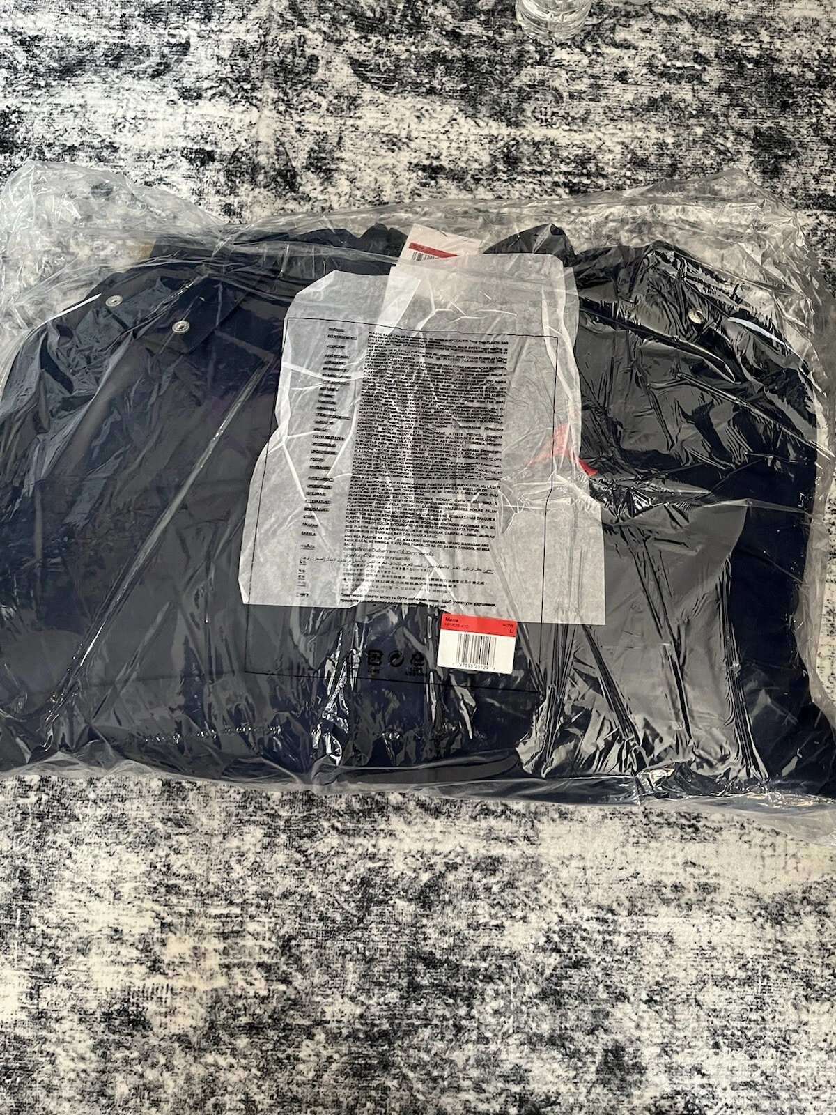 Veste matelassée Supreme Jordan FW24 taille L EN MAIN !!️