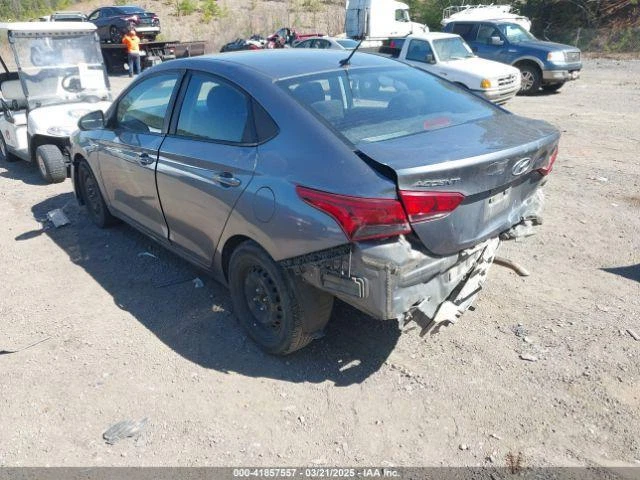 Conjunto de filtro de aire usado se adapta a: Hyundai Accent Grade A 2018 Foto 4 de 4