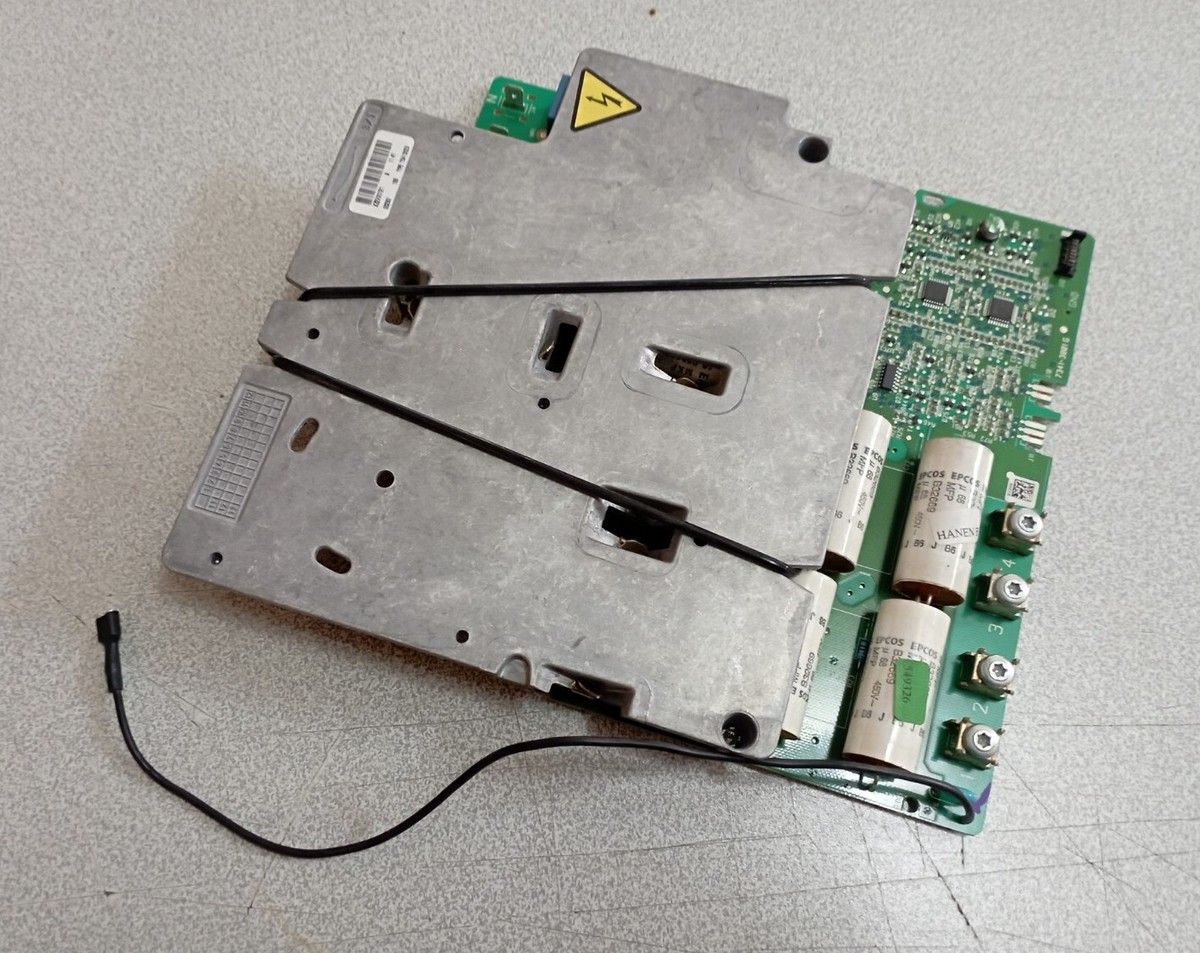 Carte électronique, module d'alimentation
