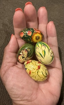 Lot of 4 Hand Painted Wooden Folk Art Floral Decorative Easter Eggs Vintage