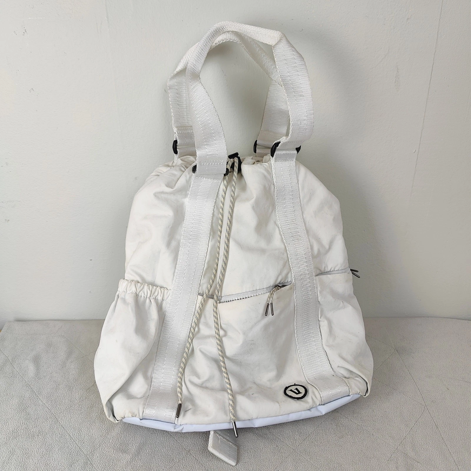 vuori v1 convertible tote bag backpack gym beach pickleball tennis 