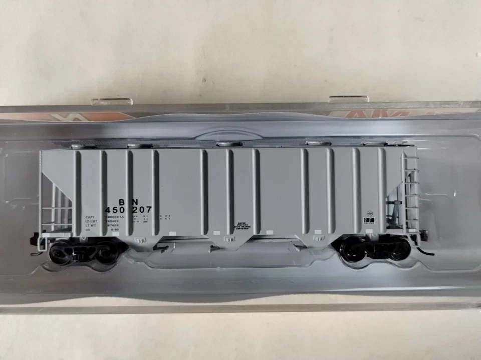 NOS BLMA Models 11024 Burlington Northern N Scale Hopper Car BN #450207 - Image 3 of 4