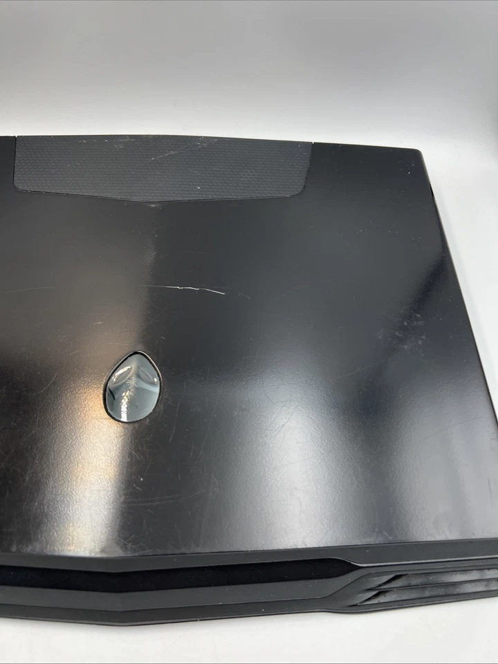Dell Alienware M15x P08G Laptop Computer -15" Screen -Windows 10 -500GB HDD -8GB - Image 3 of 4