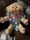 2012 Play Along Cabbage Patch Kid, Pa-07kb blonde hair, brown eyes cute dress