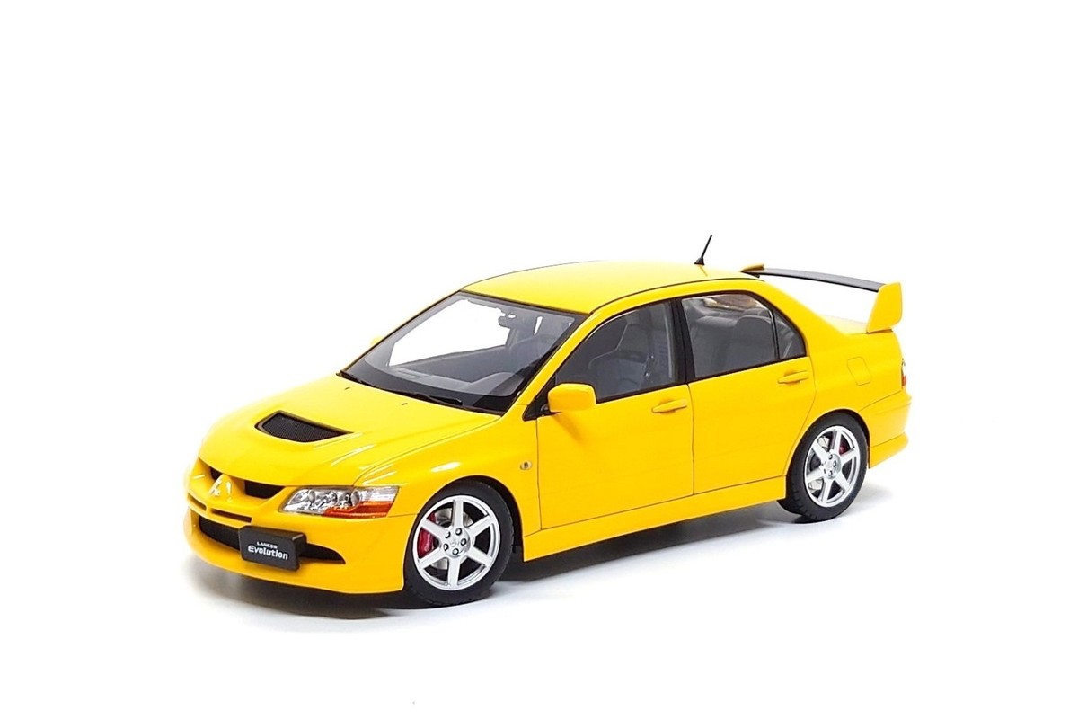 Super A / Kyosho 1:18 Mitsubishi Lancer Evolution VIII in