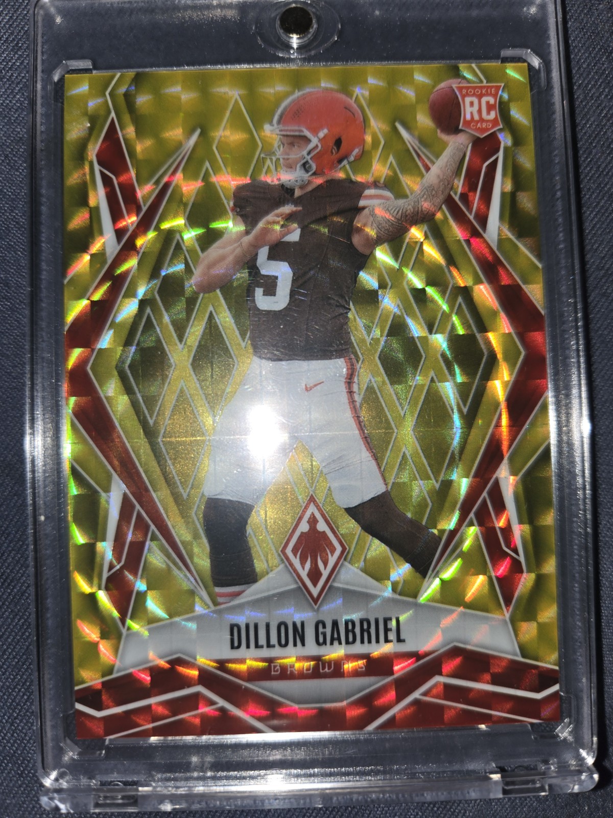 2025 Panini Phoenix #175 Dillon Gabriel Yellow Pyramids Prizm #/185