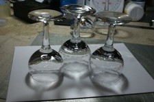 Ancien lot VERRE à pied  VIN  verre epais  grave