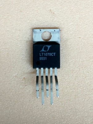1 pc - LT1070CT - Linear Technology 5A High Efficiency Switching Regulator