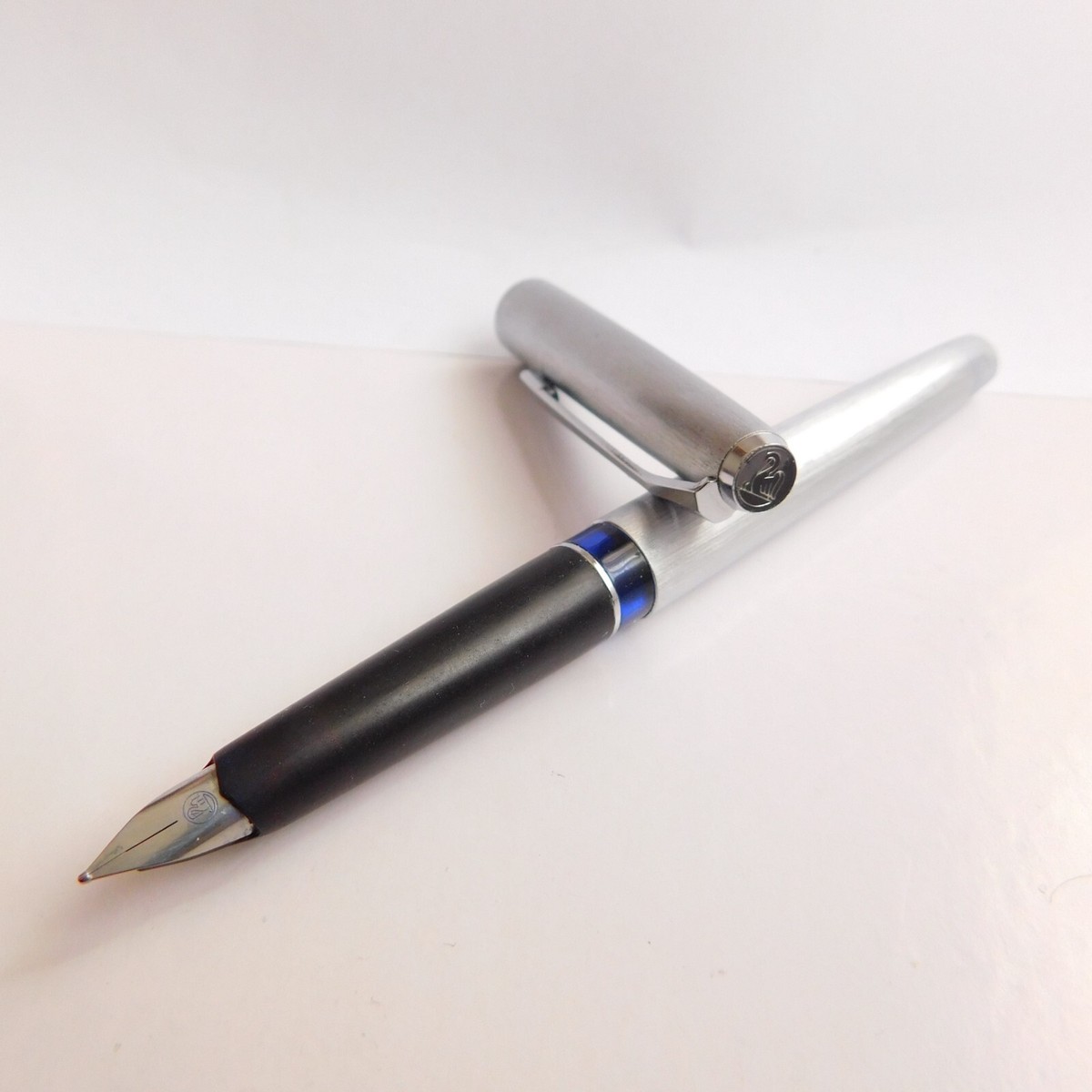 Vintage PELIKAN P478 Silvestar Btushed steel Fountain pen Germany