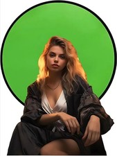 Portable Collapsible Green Screen Backdrop with Carrying Bag