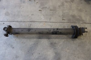 2008-2017 FREIGHTLINER CASCADIA 125 MAIN FIRST DRIVESHAFT CARDAN SHAFT OEM