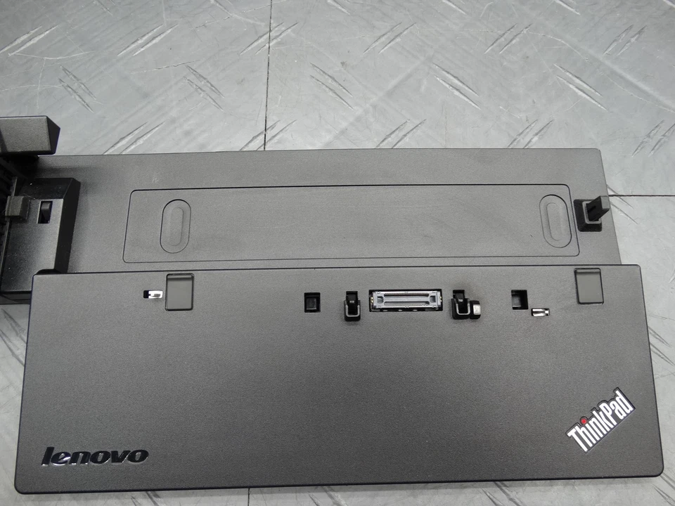 Lenovo ThinkPad Pro Dock SD20F82751 con teclas incluidas Foto 4 de 4
