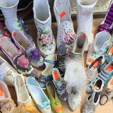 Vintage Decorated Mini Shoes Longest 4inches Wide Ceramic, Porcelain Lot Of 4