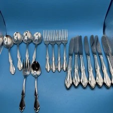 ONEIDA STAINLESS FLATWARE BERKLEY SQUARE LOT 17 PIECES