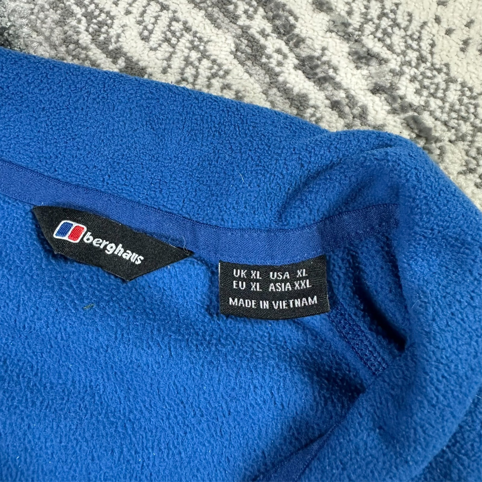 Vintage Berghaus Blue Navy Polartec Logo XL Quarter Zip Fleece Hiking Sweatshirt image 3