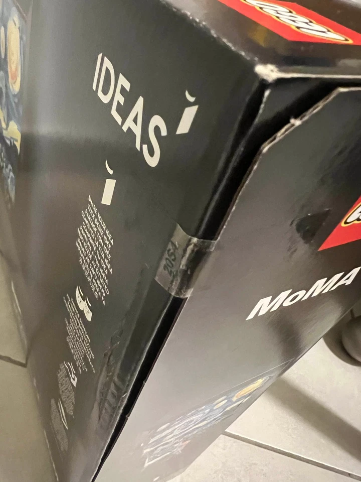 LEGO: Ideas - Vincent van Gogh - Notte Stellata 21333 - Immagine 2 di 4