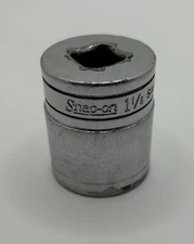 Snap on Tool USA 1-1/8" SAE Flank Drive Shallow Socket 12 Point 1/2" Drive SW361