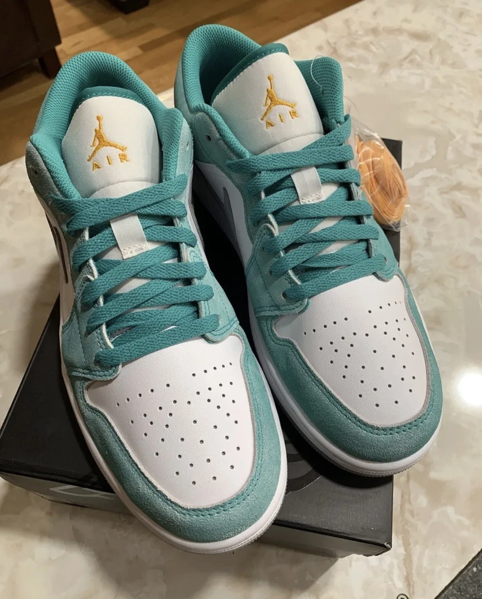 Air Jordan 1 Low 'New Emerald' DN3705-301