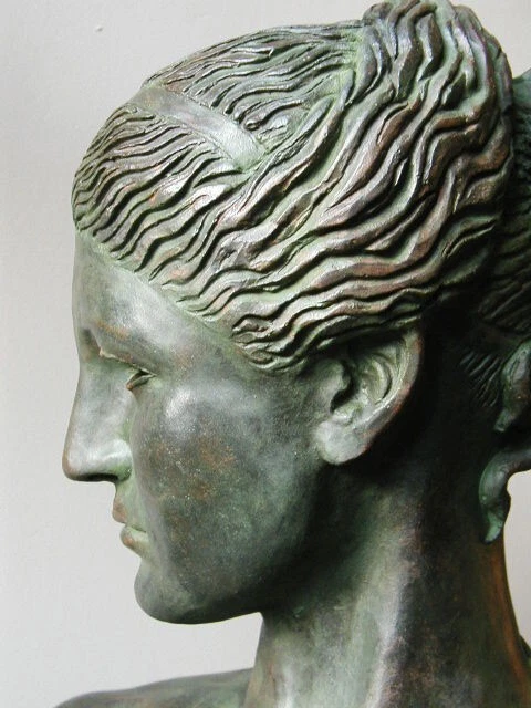 Sculpture,grand Buste signé de l'artiste le Cann (1969-)Sculpture," Aphrodite" - Photo 2/4