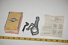 Vintage NOS Briggs and Stratton Connecting Rod P# 294367