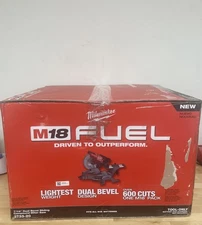 Milwaukee 2733-20 M18 FUEL 7-1/4" Dual Bevel Sliding Compound Miter Saw  (USED)