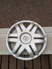 2000-2001 Toyota Camry Oem 15 Wheel Cover Hub Cap 42621-aa070