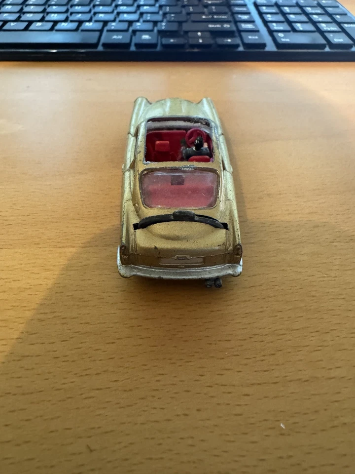 Corgi Toys 261 James Bond Aston Martin DB5 1st Issue. Gold. - Image 4 of 4