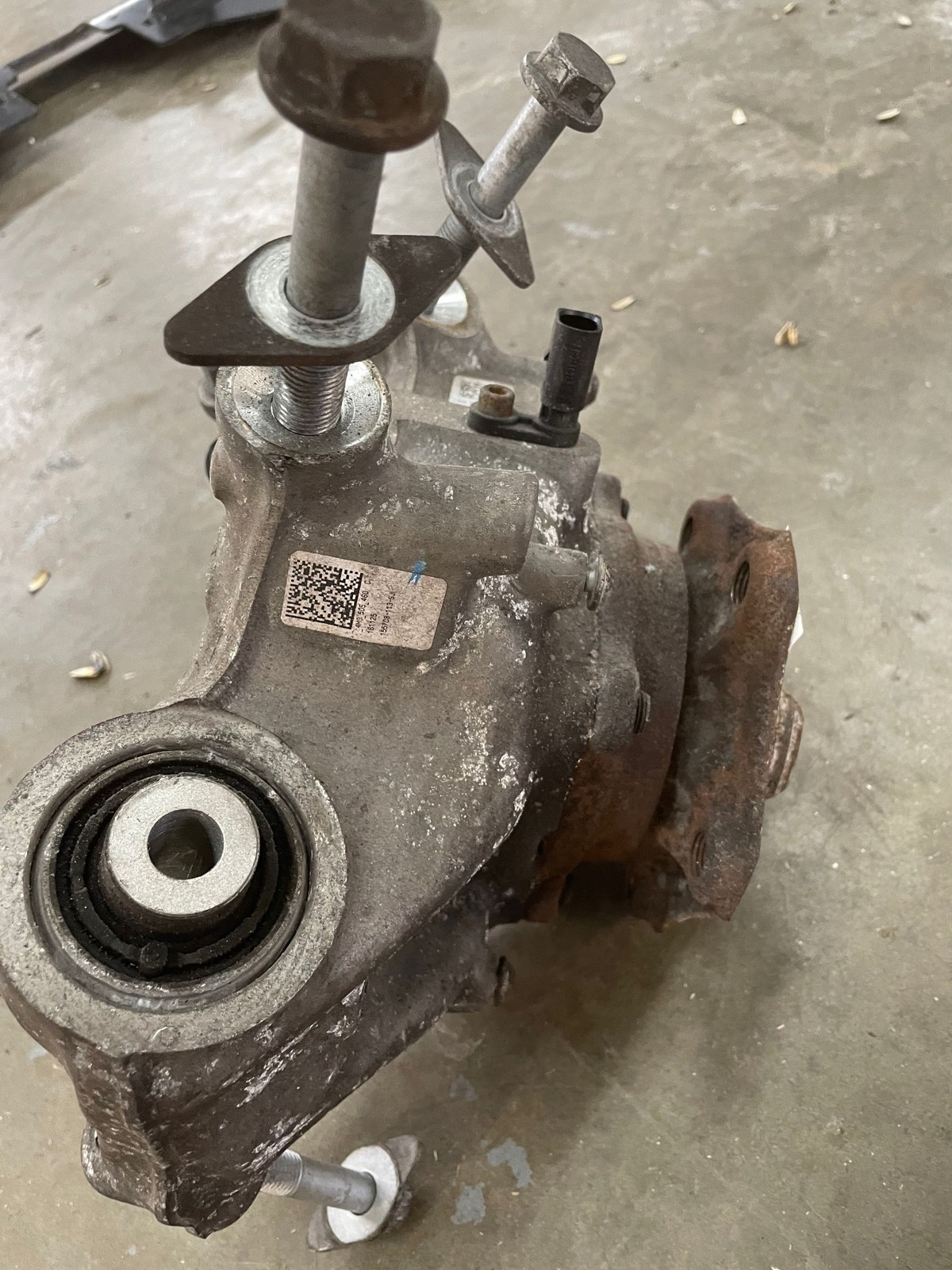 Bentley Bentayga 2016-2020 REAR+RIGHT Wheel bearing