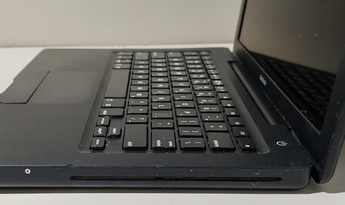 Apple MacBook (A1181) | Black Vintage 2007 | For Parts/Repair, Has