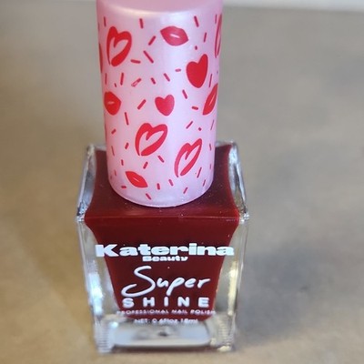Super Shine  Nail Polish .look Fresh And Silky