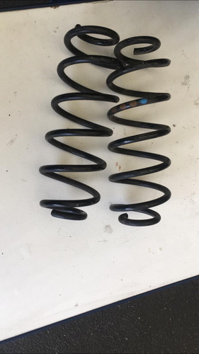 Federbein Sprungfeder Rechts und links hinten VW Golf 6