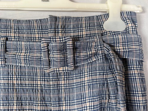 Urban Outfitters blue & beige plaid check waffle belted high-waisted shorts, S/8 - Picture 3 of 4