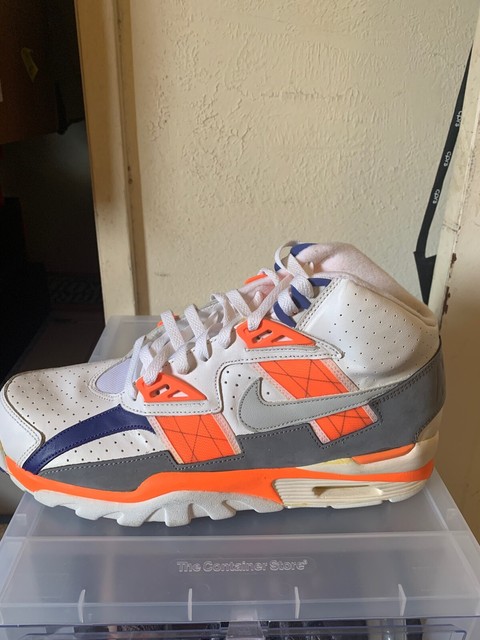 nike air trainer le
