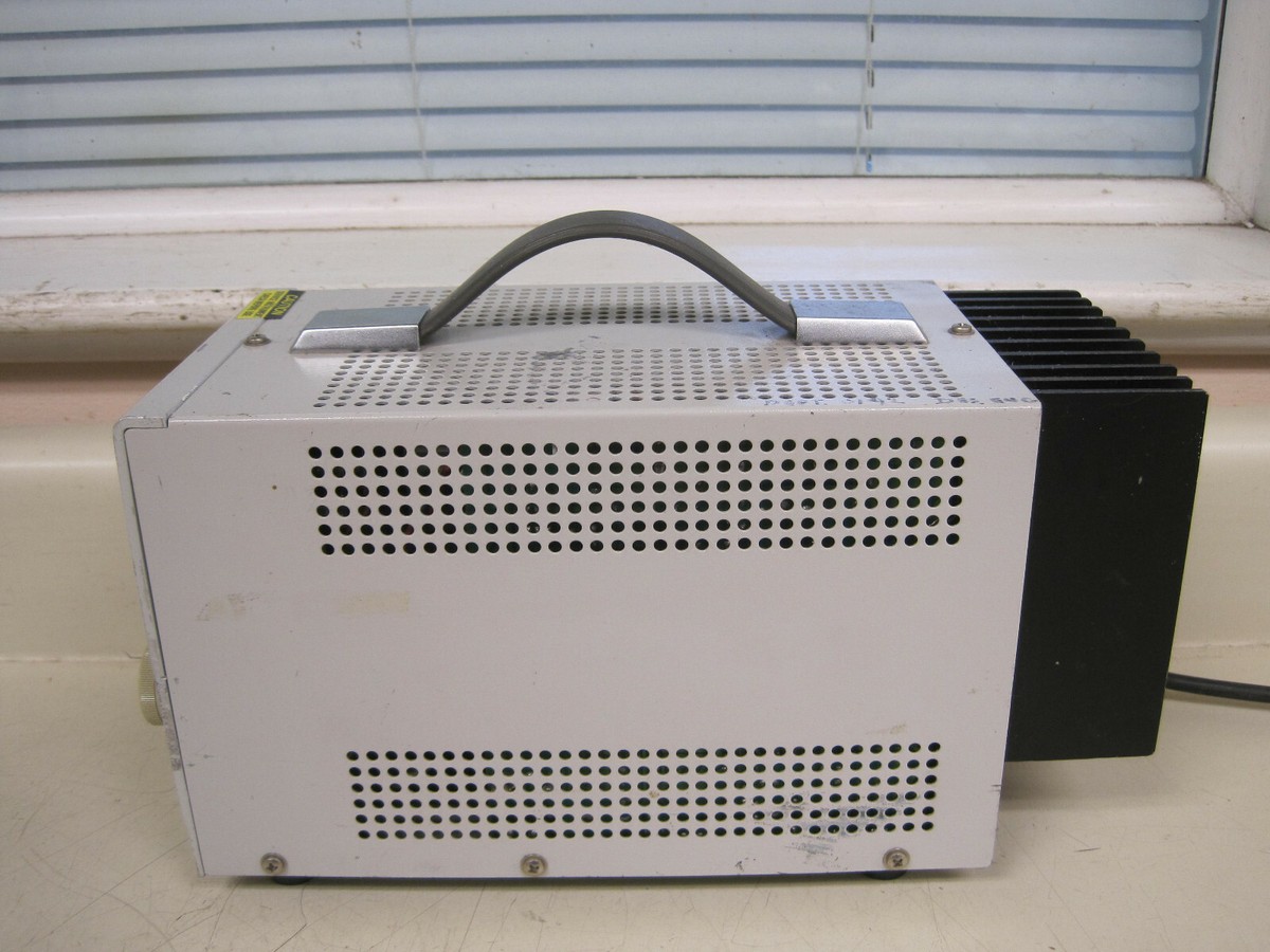 KENWOOD PAR36-3H DC 定電圧・定電流 精密電源 36V 3A KENWOOD PAR36-3H DC 定電圧・定電流 精密電源 36V 3A