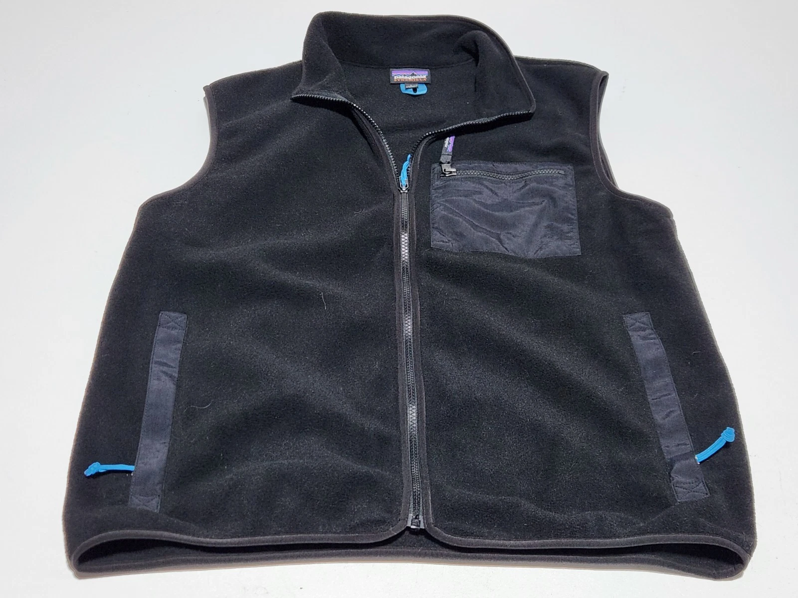 Patagonia Synchilla Fleece Vest Mens Large Black Full Zip Chest Pocket Outdoor