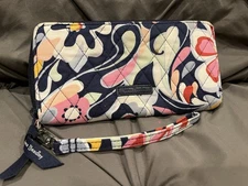 Vera Bradley Wristlet Mod Paisley Blue Floral Wallet
