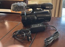 Sony NEX-VG900 Camcorder FULL FRAME 24.3MP E MOUNT