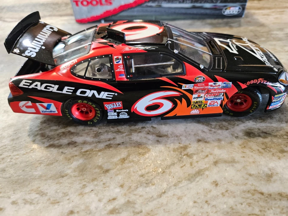 Mark Martin Team Calibre 2000, réplica diecast de 2000 Eagle One Ford Taurus #6 Foto 3 de 4