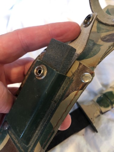 Vintage “Rambo” Survival Hunting Knife with Compass, Sheath & More. (B3) - Picture 8 of 13