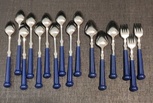 25 Vintage Pcs Oxford Hall Stainless Steel BLUE Plastic Silverware Utensils - Picture 5 of 9