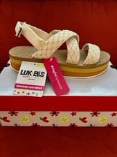 New  LUKEES Muk Luks  Platform Sandals Cross Over Strappy Ankle Strap Beige Sz 9