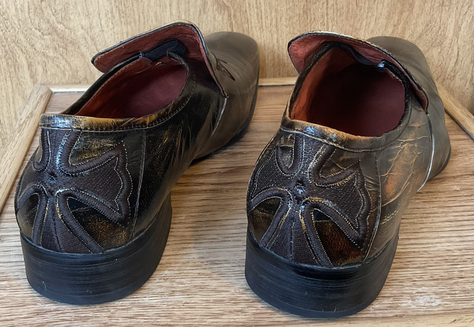 Robert Wayne Andrei Protsouk Artwork Brown Distre… - image 5