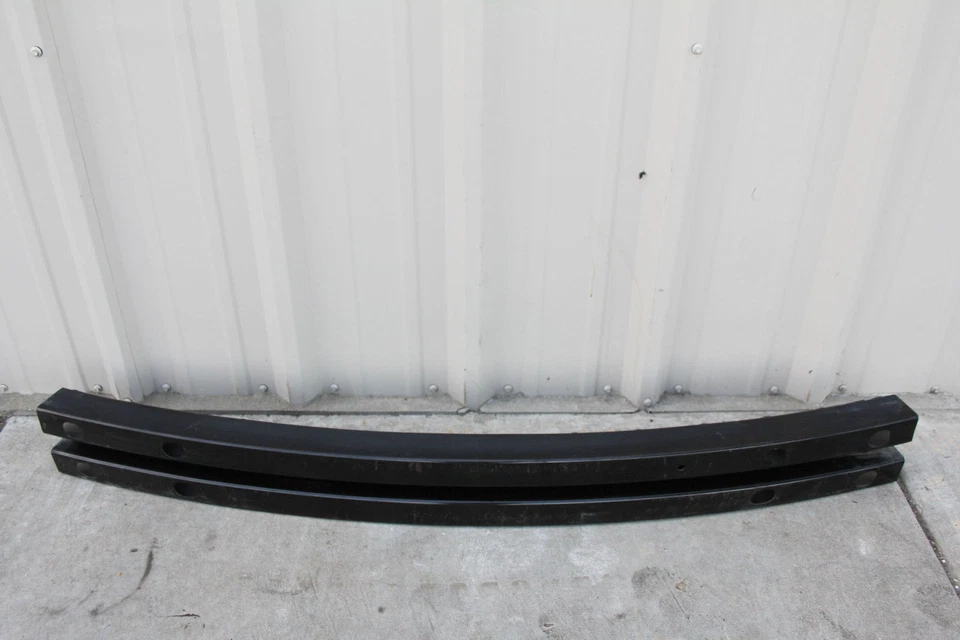 Refuerzo de parachoques delantero Nissan Quest M11275 2000-2002 OEM Foto 3 de 4