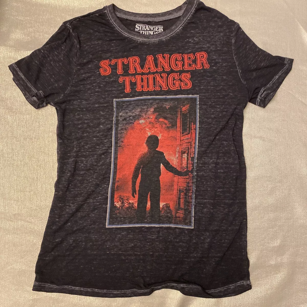 Netflix shirt top